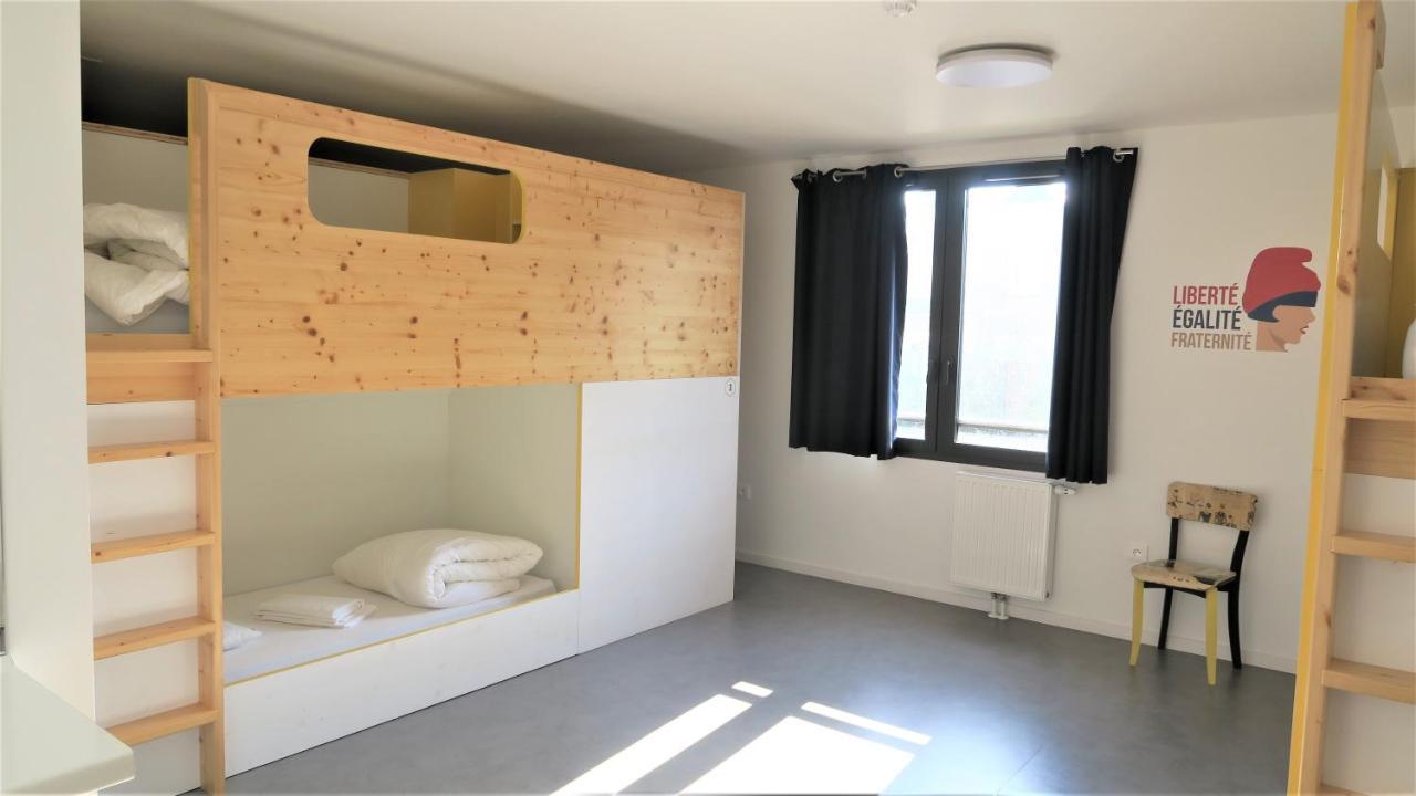 Edd Hostel Доль-де-Бретань Номер фото